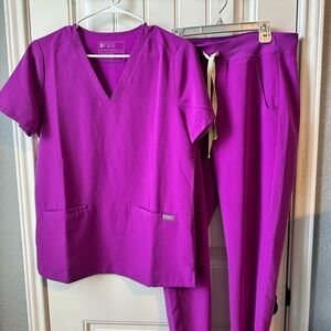 Figs Purple Jolt Scrub Set